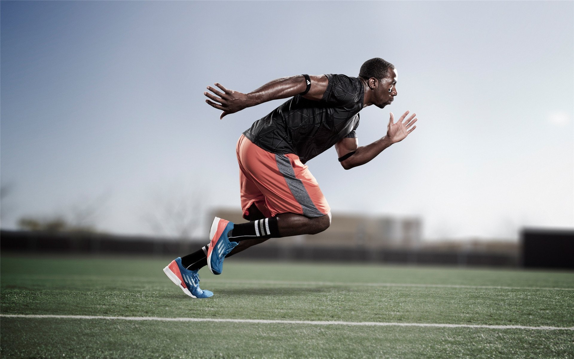 德甲球队高强度对抗中体能消耗与技术失误关联,德甲球员速度排名